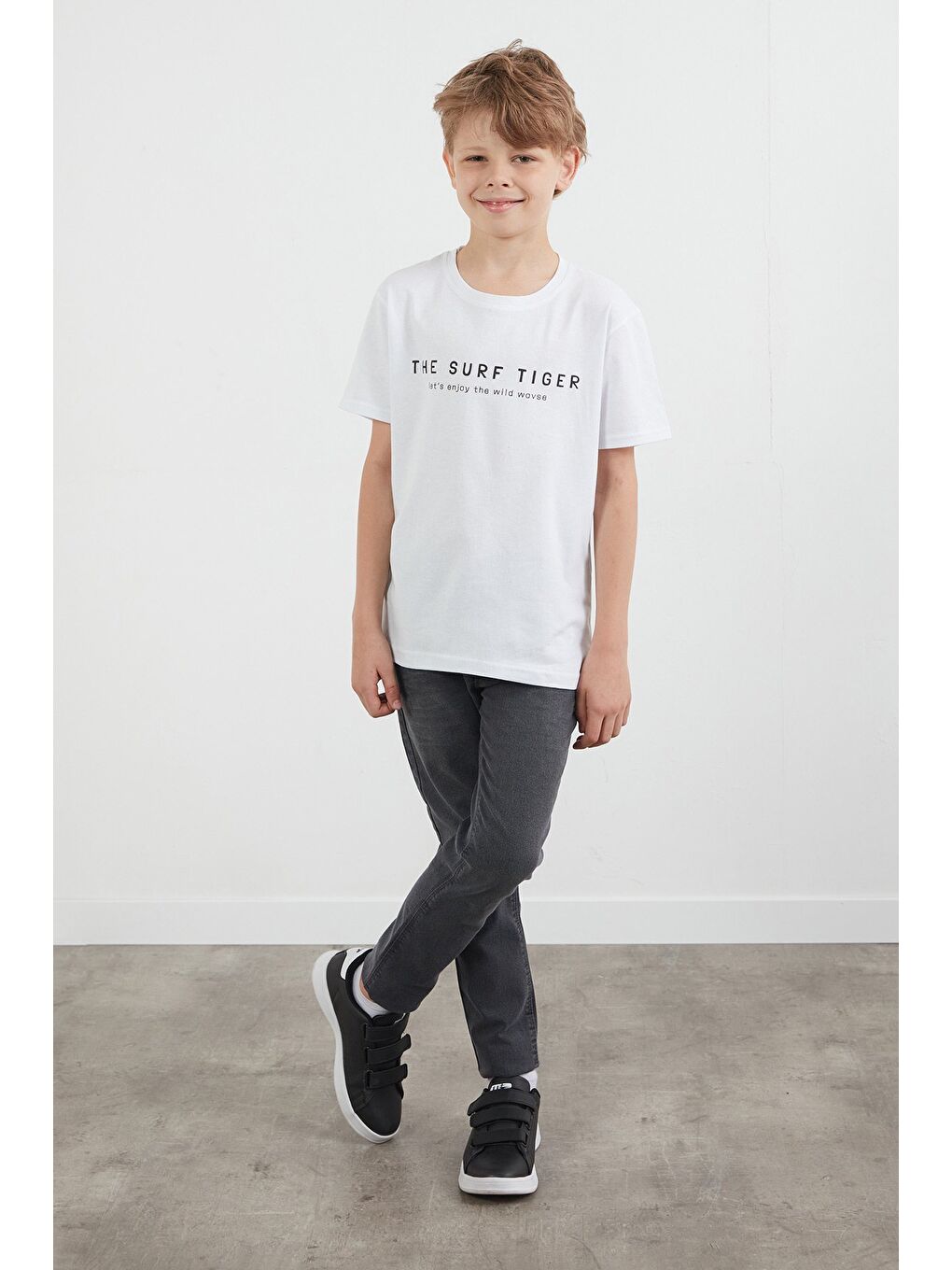 Beyaz %100 Pamuk The Surf Tiger Baskılı Erkek Çocuk Tişört-1