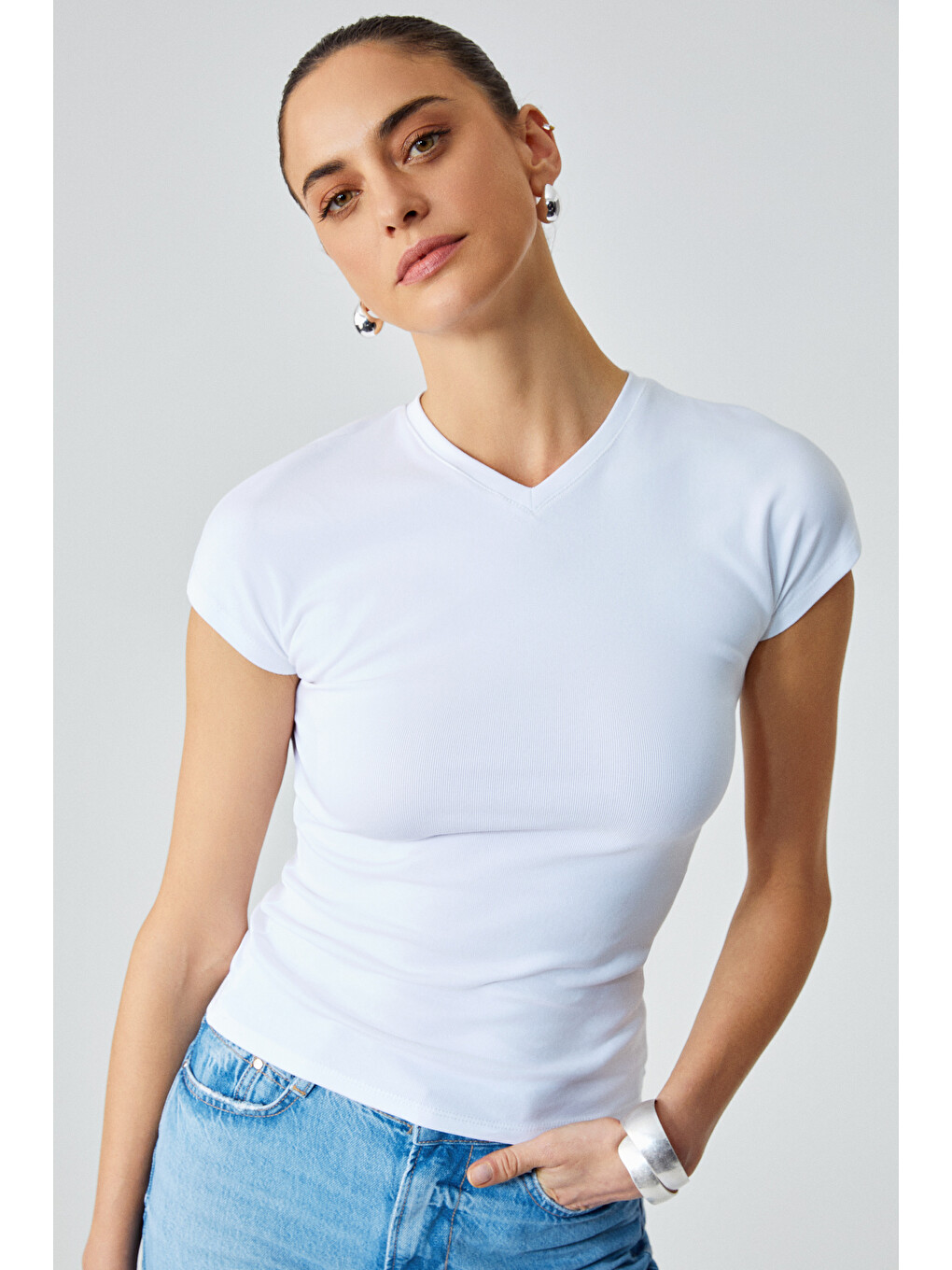 Marta Kadın Yuvarlak Yaka Kısa Kol Slim Beyaz T-shirt-2