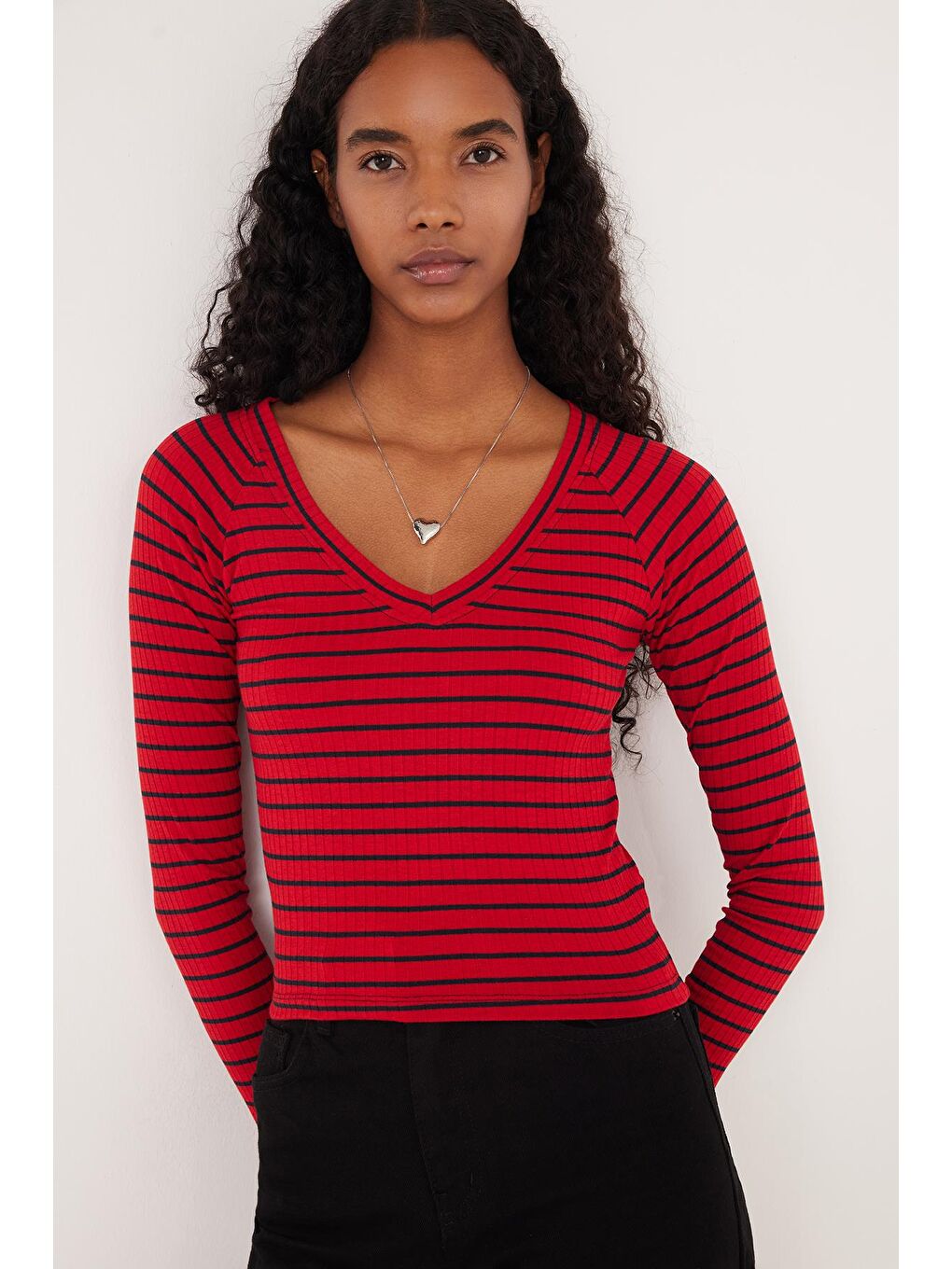 Karışık Kadın Slim Fit Dar Kesim Çizgili Uzun Kollu Geniş Yaka Bluz-4