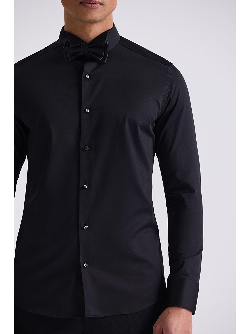 Siyah Slim Fit Kol Düğmeli %100 Pamuk Ata Yaka Gömlek-2