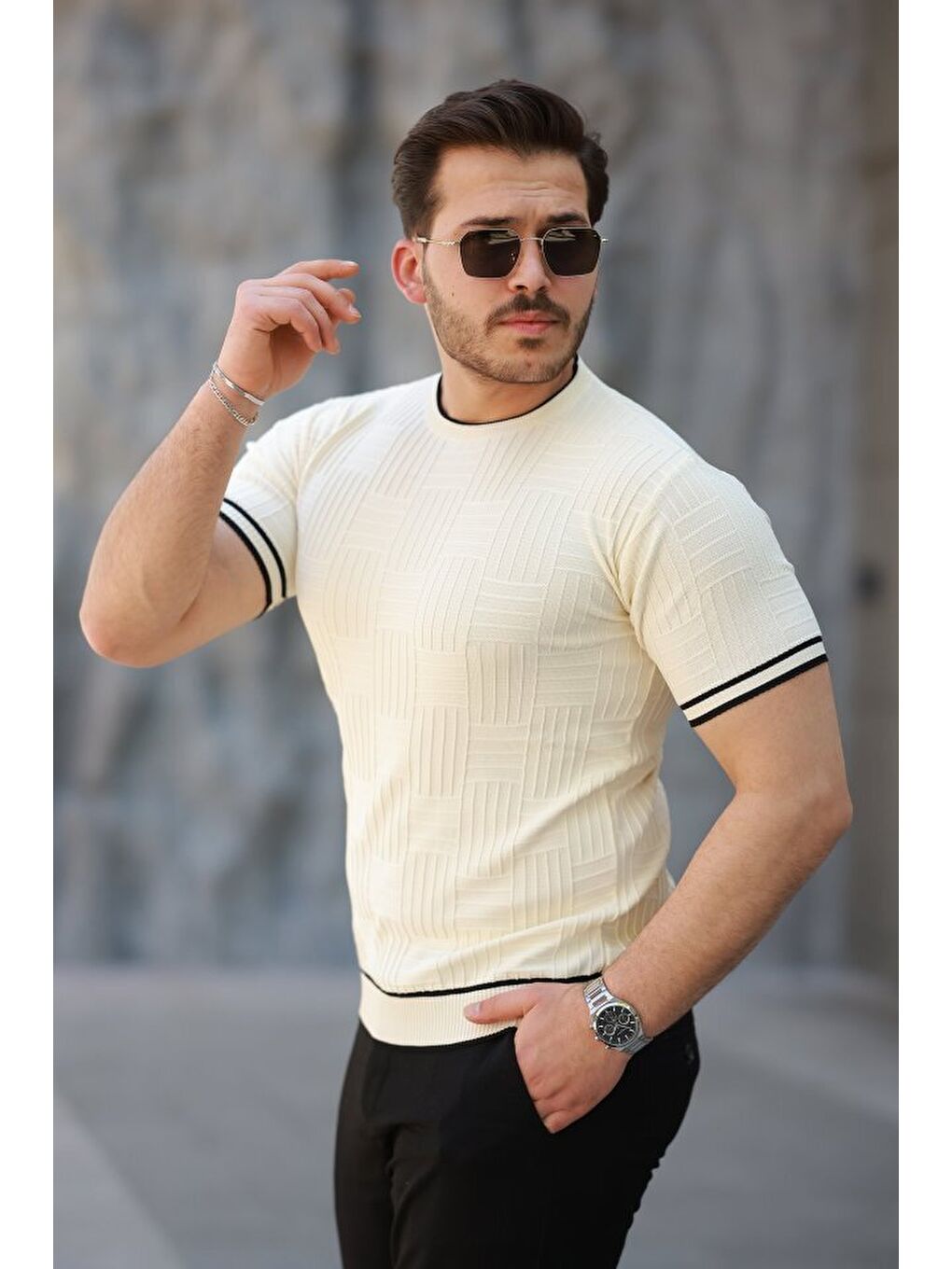 Ekru Erkek Jakarlı Ribanalı Kısa Kollu T-shirt-1