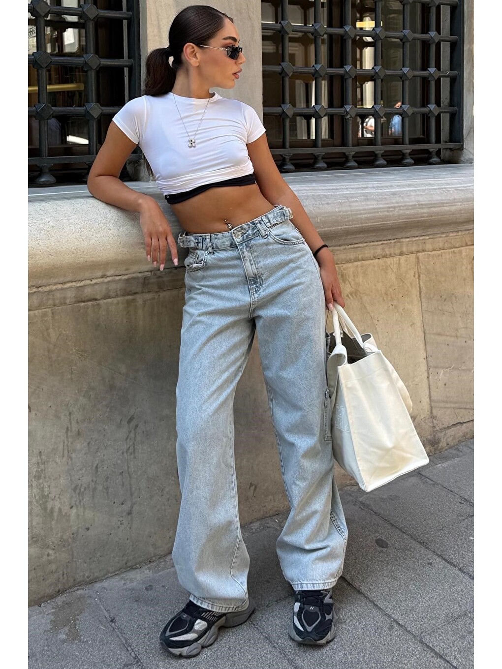 Açık Mavi Kargo Kemer Detaylı  Baggy Kadın Jean Mg2874