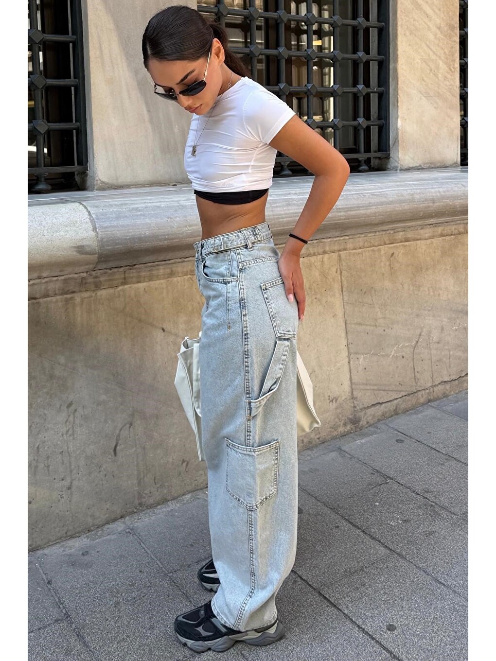 Açık Mavi Kargo Kemer Detaylı  Baggy Kadın Jean Mg2874-2