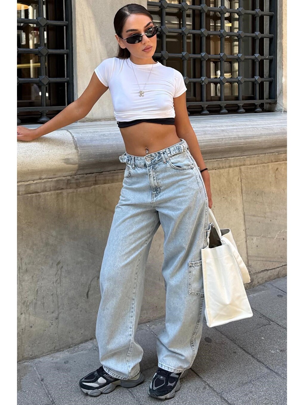 Açık Mavi Kargo Kemer Detaylı  Baggy Kadın Jean Mg2874-5