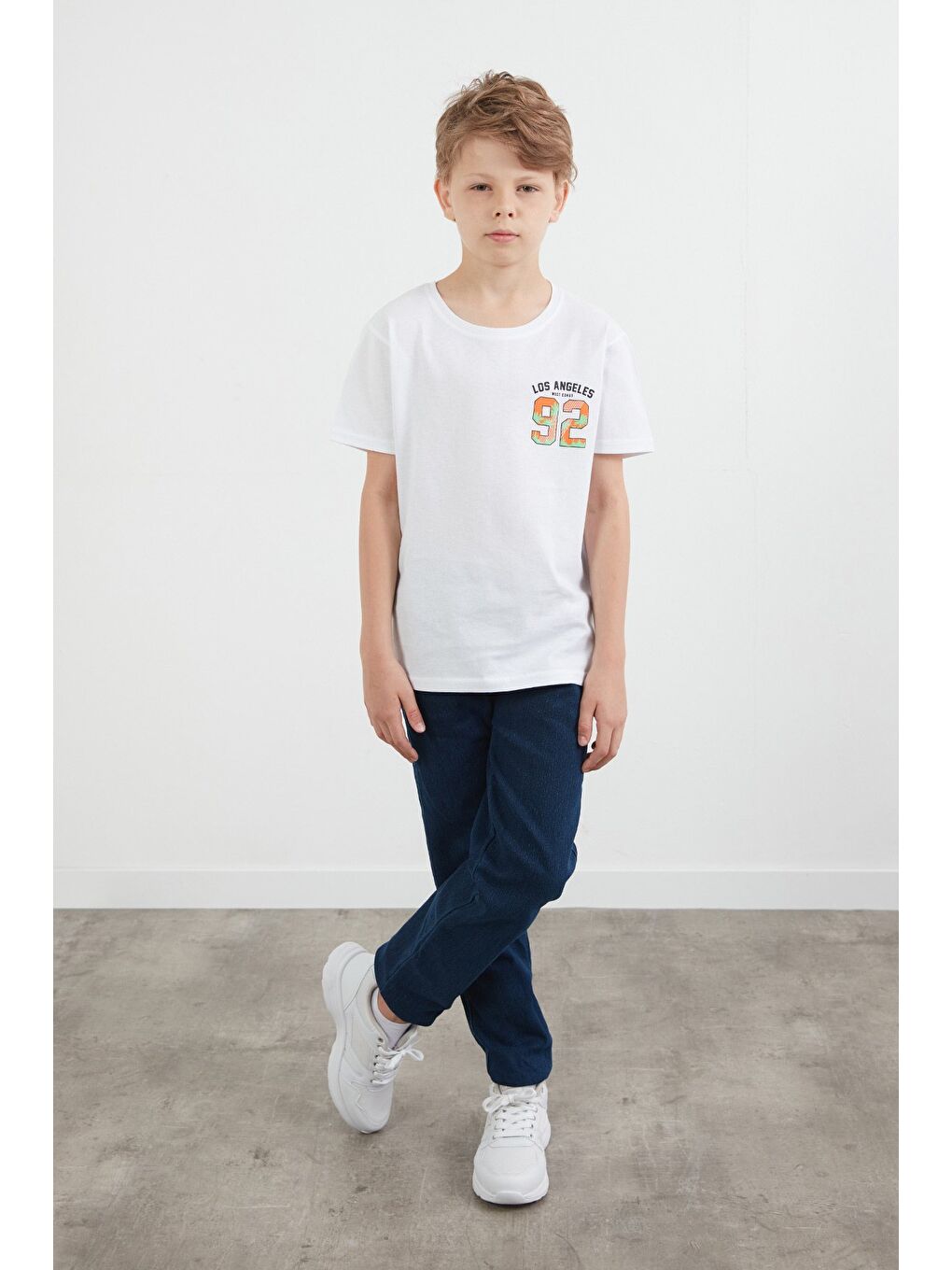 Beyaz Önü Ve Arkası 92 Baskılı Erkek Çocuk Tişört-2