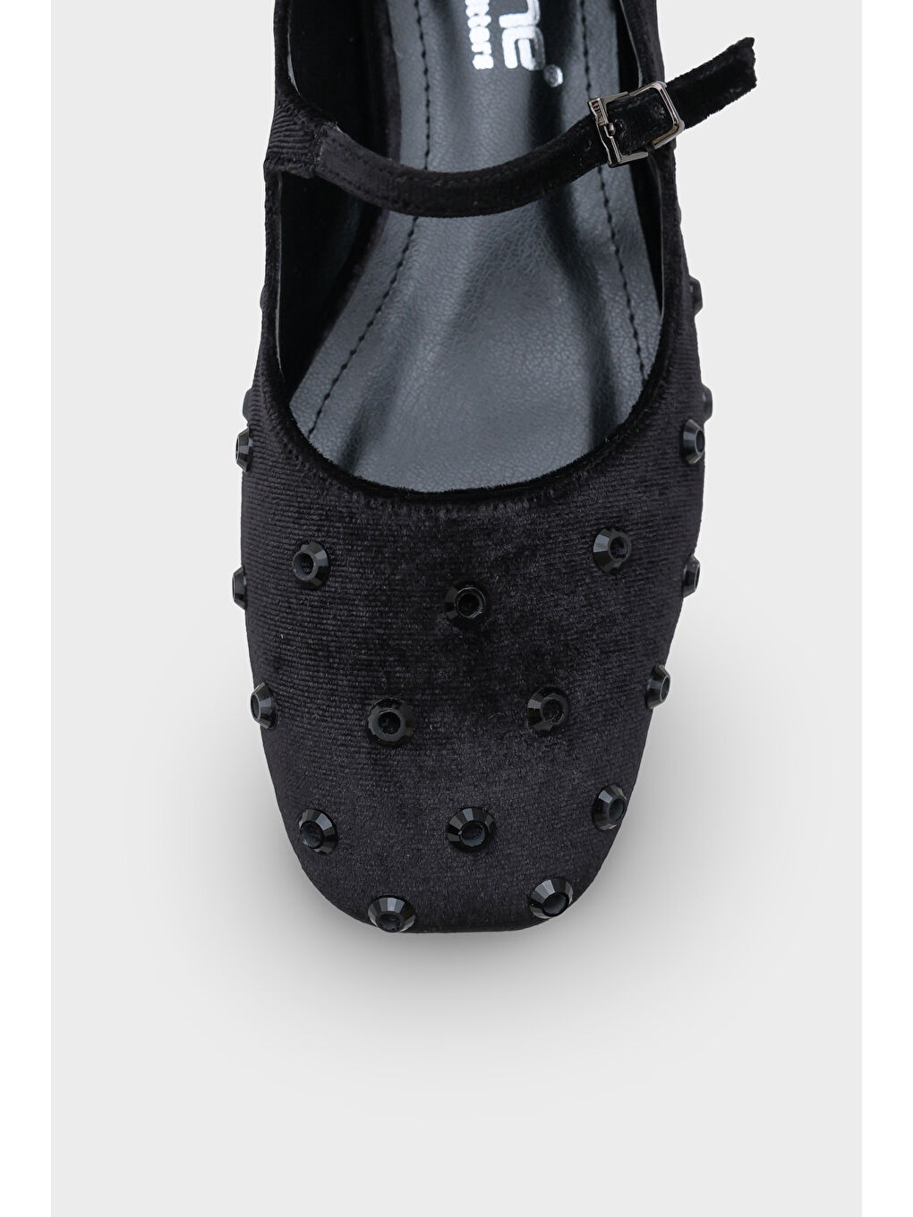 Kahverengi Shayla Küt Burunlu Zımbalı Tokalı Kadın Babet-2