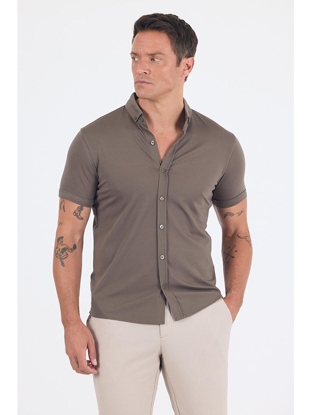 Koyu Haki İtalyan Düğmeli Yaka Kısa Kol Cepsiz Slim Fit Büyük Beden Gömlek 1004250255-2