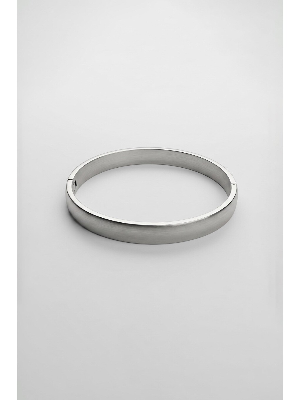 Gri Unisex Minimal Kelepçe Çelik Bileklik Gümüş