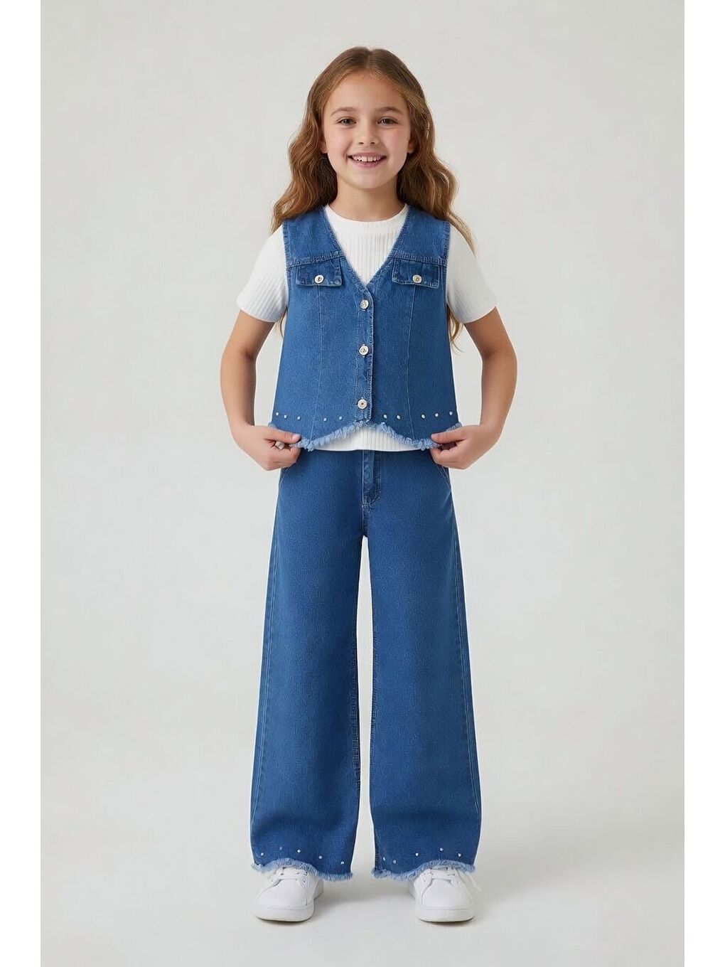 Mavi İnci Detaylı Geniş Paça Pantolonlu Jean Yelekli Kız Çocuk 3lü Takım 24072-2