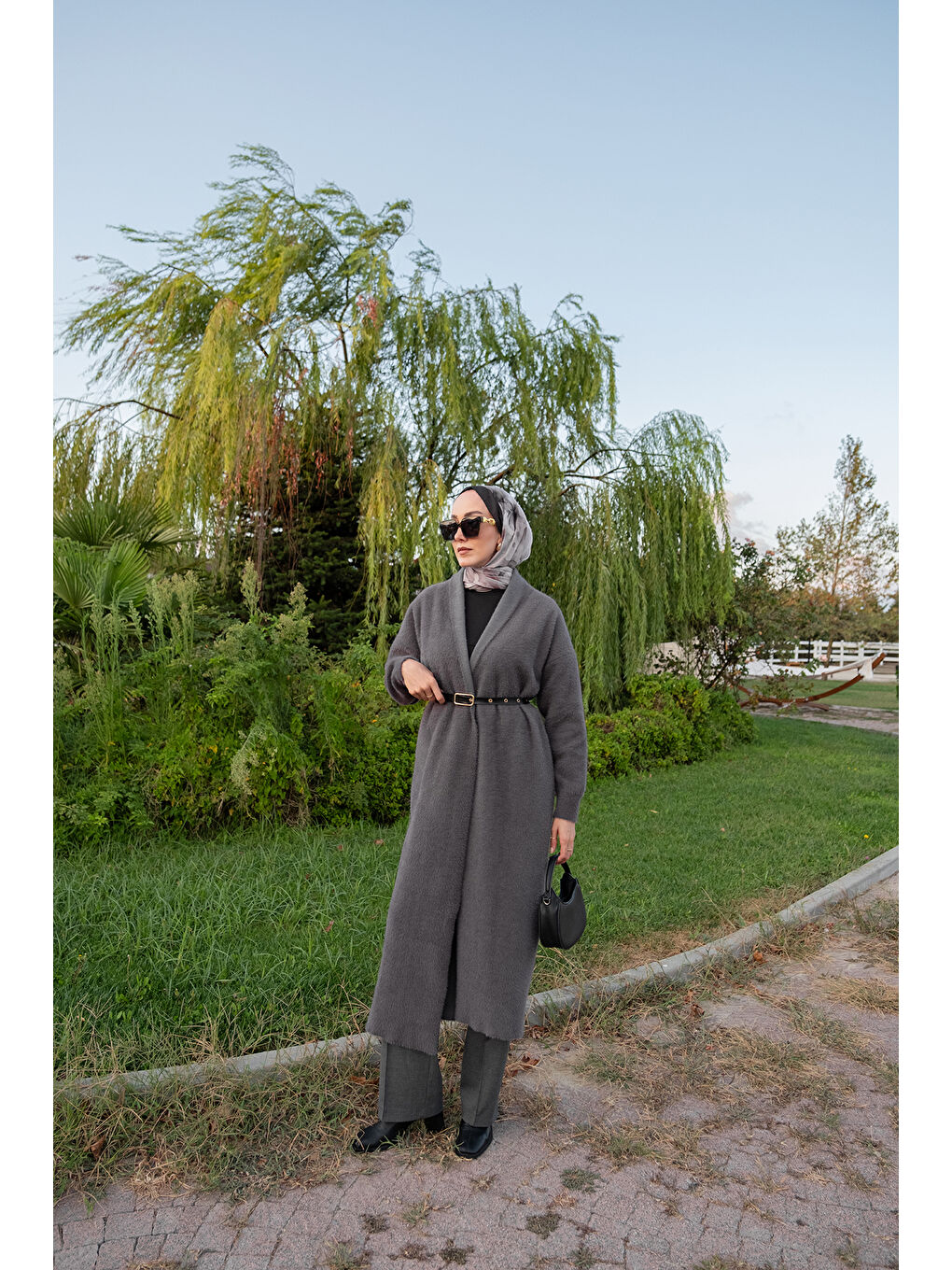 Gri Kadın Kemerli Triko Hırka Füme-2