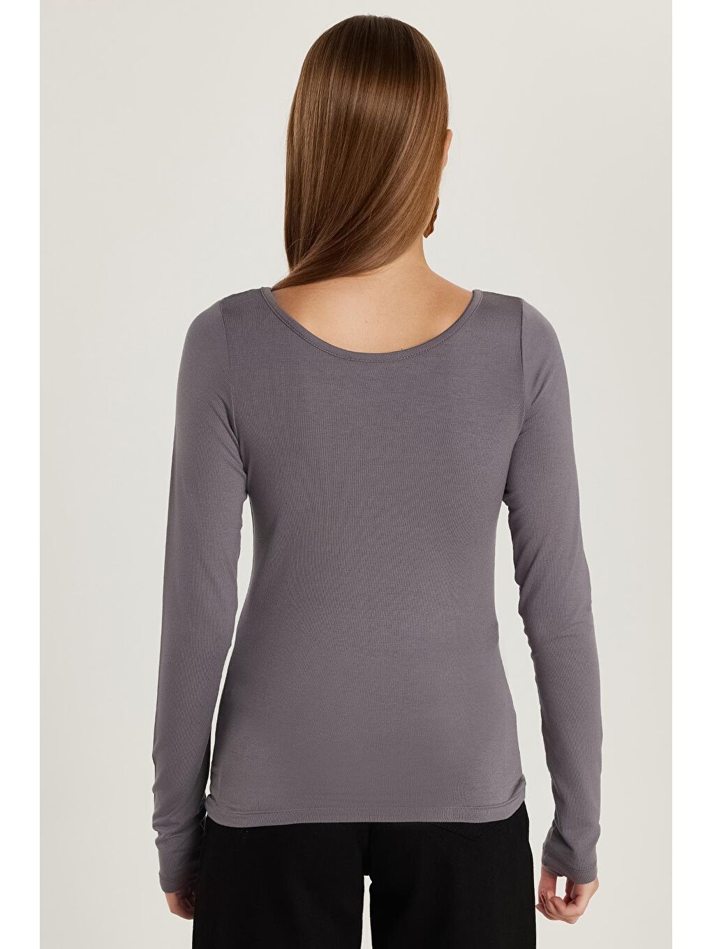 Kadın Slim Fit Dar Kesim Uzun Kollu Viskon Gri Bluz-4