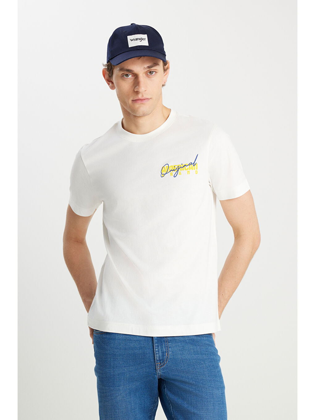 Beyaz %100 Pamuk Regular Fit Normal Kesim Bisiklet Yaka Ekru Tişört