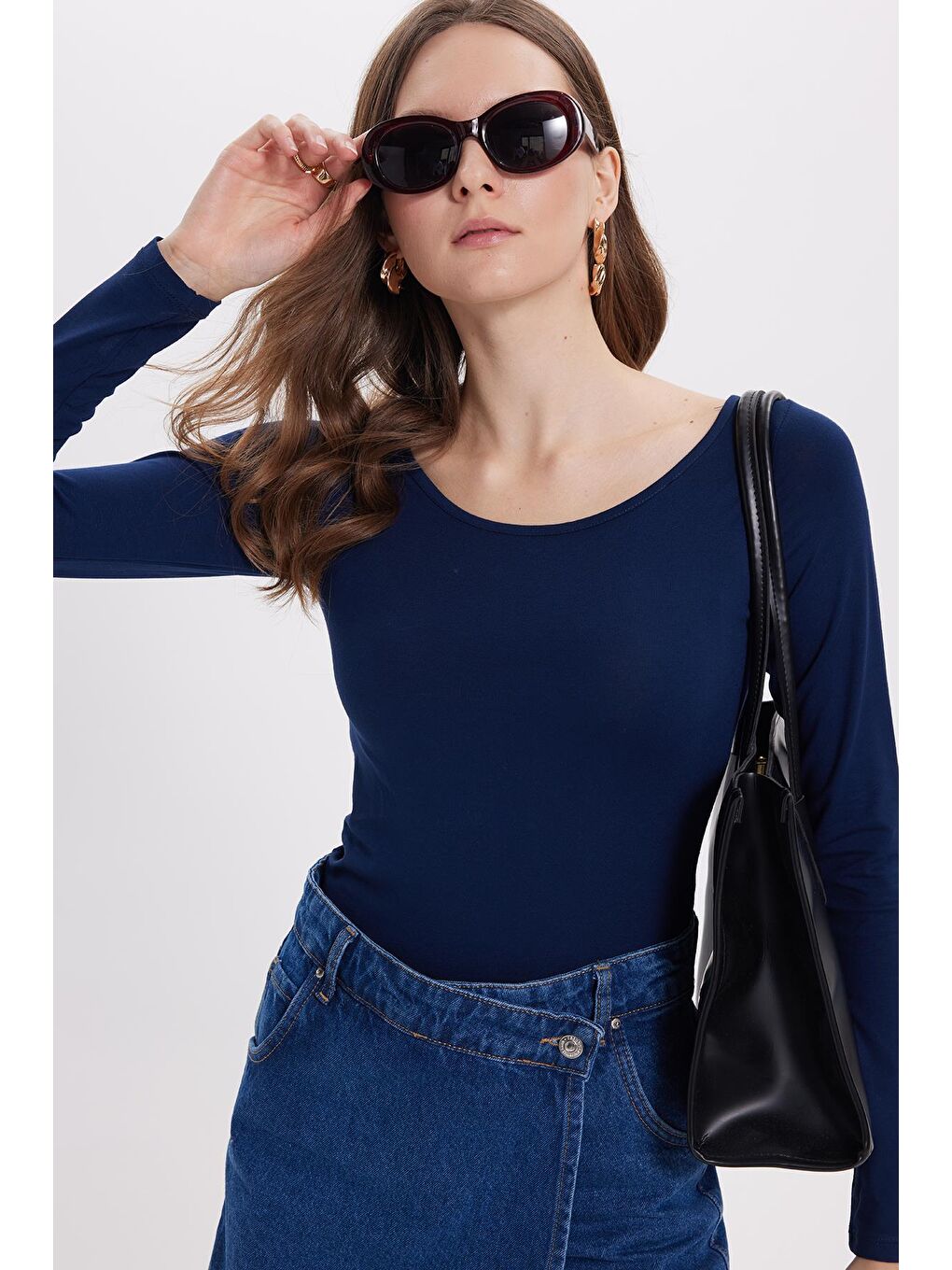 Kadın Slim Fit Dar Kesim Uzun Kollu Viskon Lacivert Bluz-1