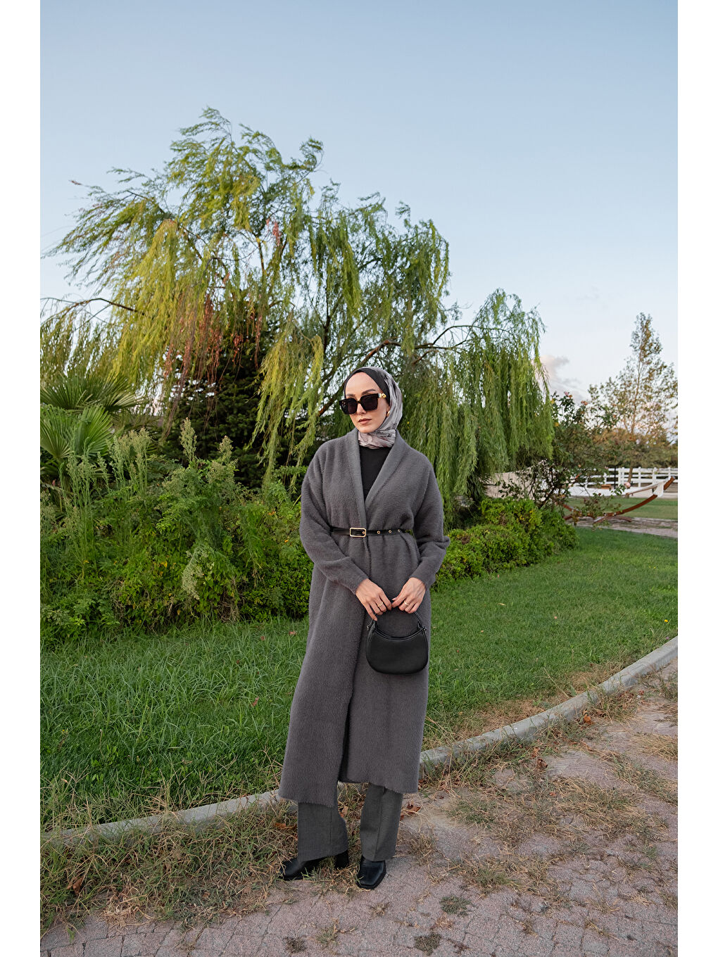 Gri Kadın Kemerli Triko Hırka Füme-3