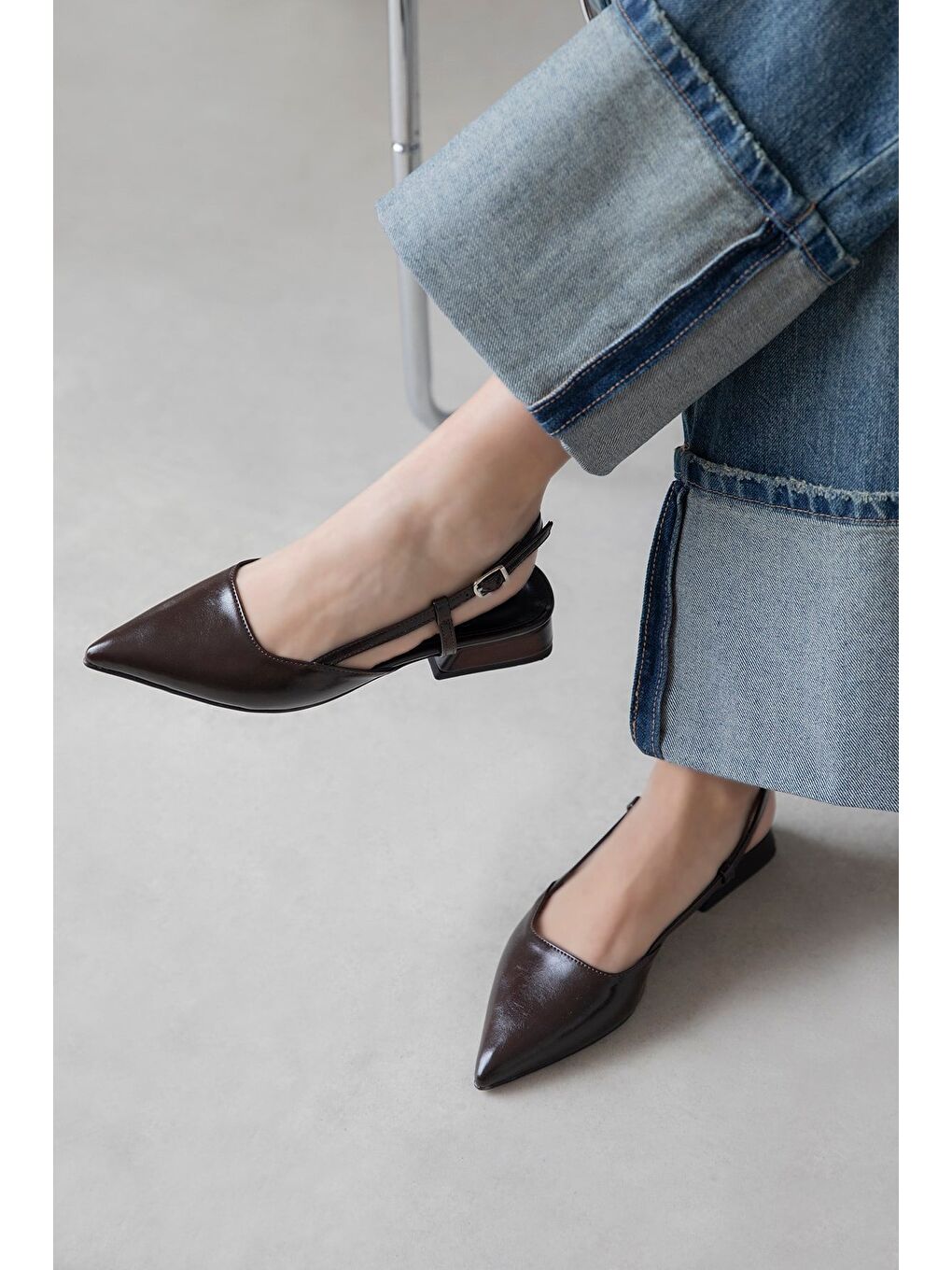 Kahverengi Chrest Kadın Topuklu Kırışık Deri Ayakkabı Kahve-1