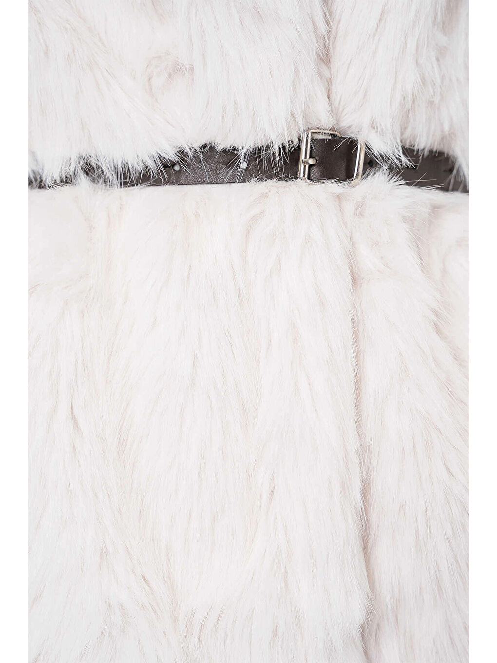 Kadın Beyaz Kemer Detaylı Astarlı Pelüş Kürk Mont HZL25W-BD191561-2