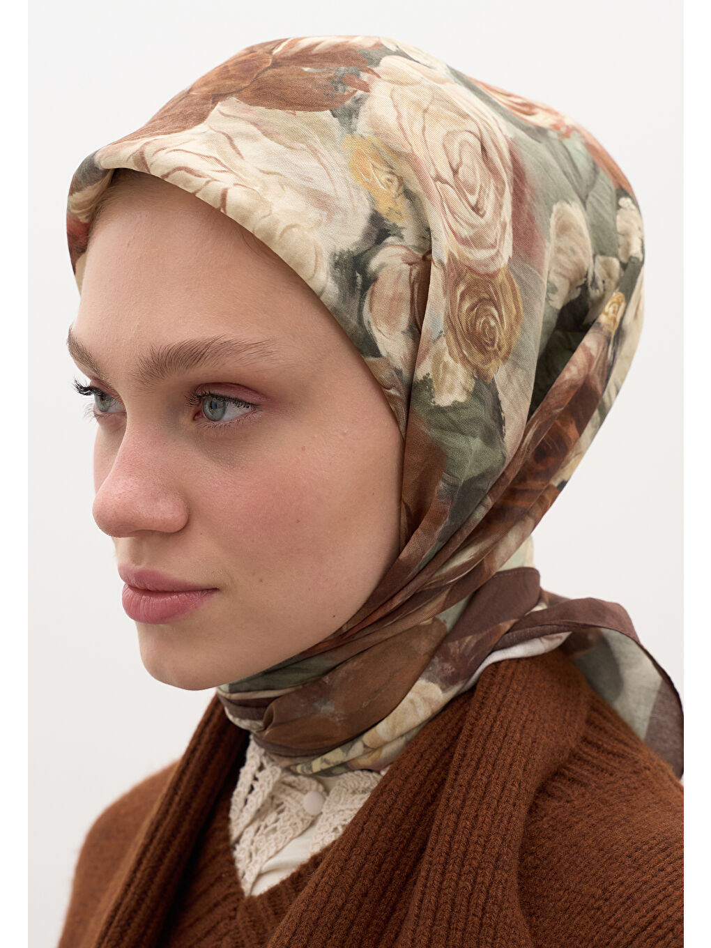 Kahverengi ROSE BREEZE DESEN PAMUKLU VİSKON EŞARP SICAK KAHVE-3