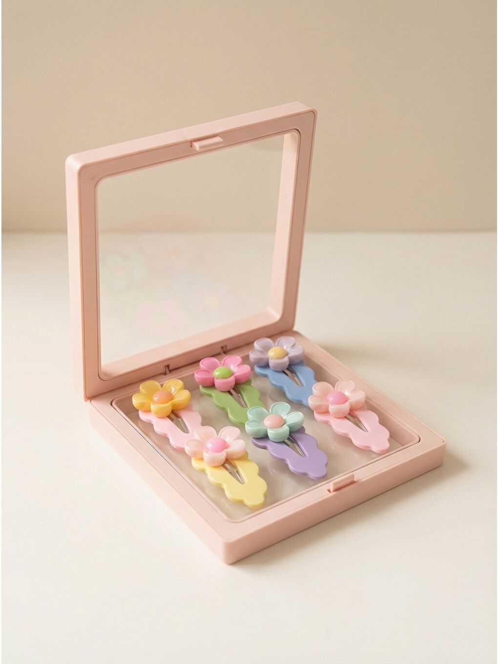 Kız Çocuk 6'Lı Çiçek Aksesuarlı Plastik Kutulu Toka Seti Açık Pembe