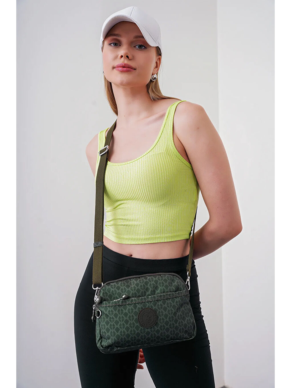 Yeşil Çapraz Askılı Kadın Çanta BHPC6002-4