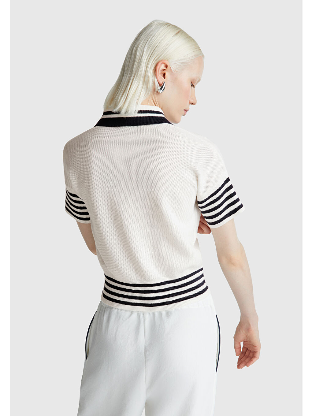 Ekru Kadın Krem %100 Pamuk Polo Yaka Kısa Kollu Kazak-3