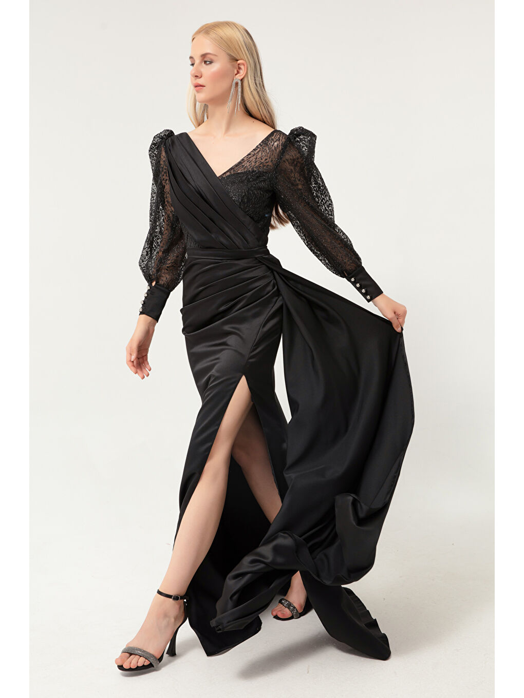 Kadın Siyah Kruvaze Yaka Simli Uzun Saten Abiye Elbise-3