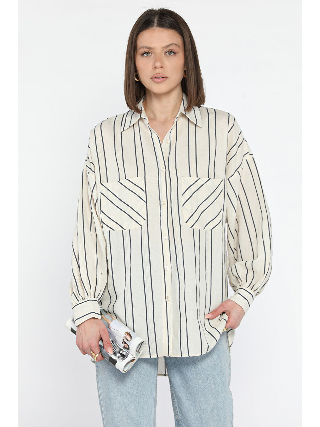 Bej Kadın Çizgi Desenli Çift Cepli Gömlek