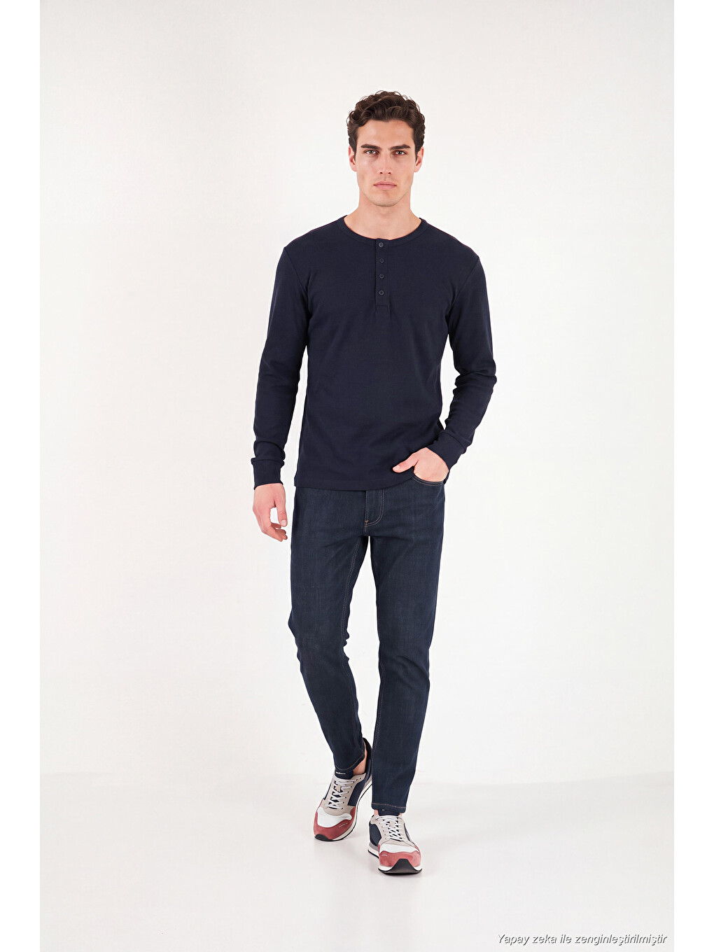 Lacivert Pamuklu Regular Fit Düğmeli Bisiklet Yaka Sweat 5905852-1