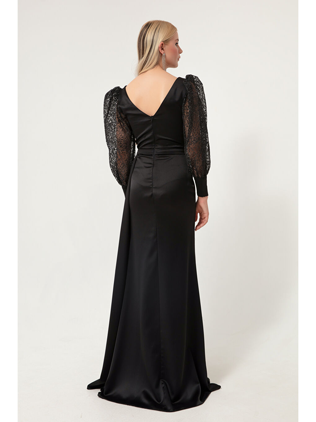 Kadın Siyah Kruvaze Yaka Simli Uzun Saten Abiye Elbise-4