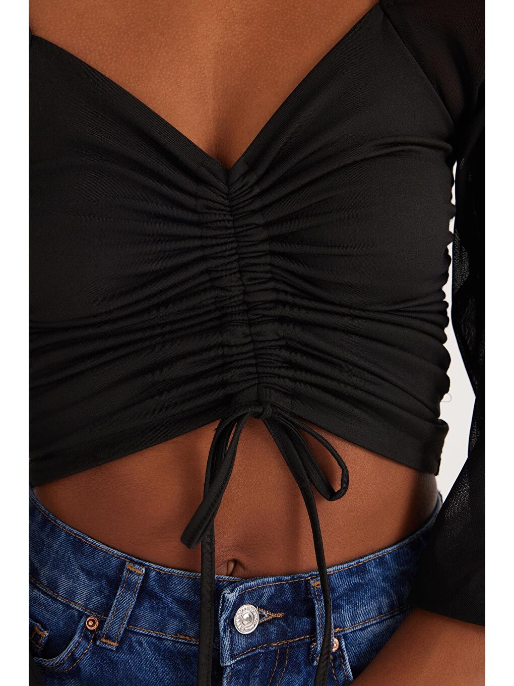 Kadın Slim Fit Dar Kesim Uzun Kollu Büzgülü Siyah Bluz-2