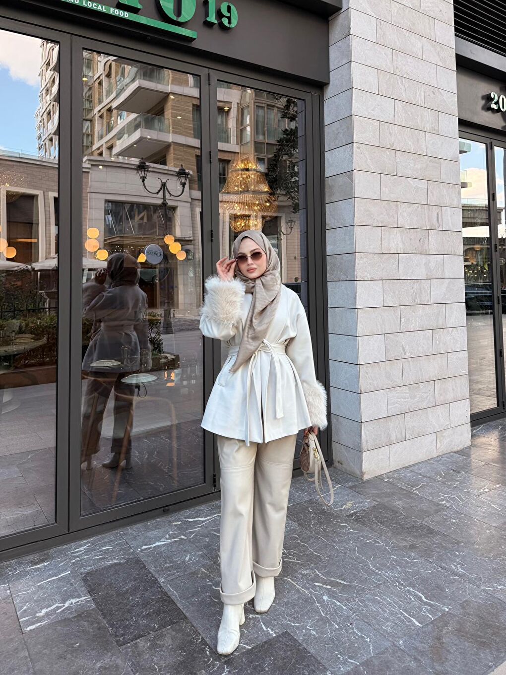 Ekru Kadın Bel Bağlamalı Kaşe Kaban Krem