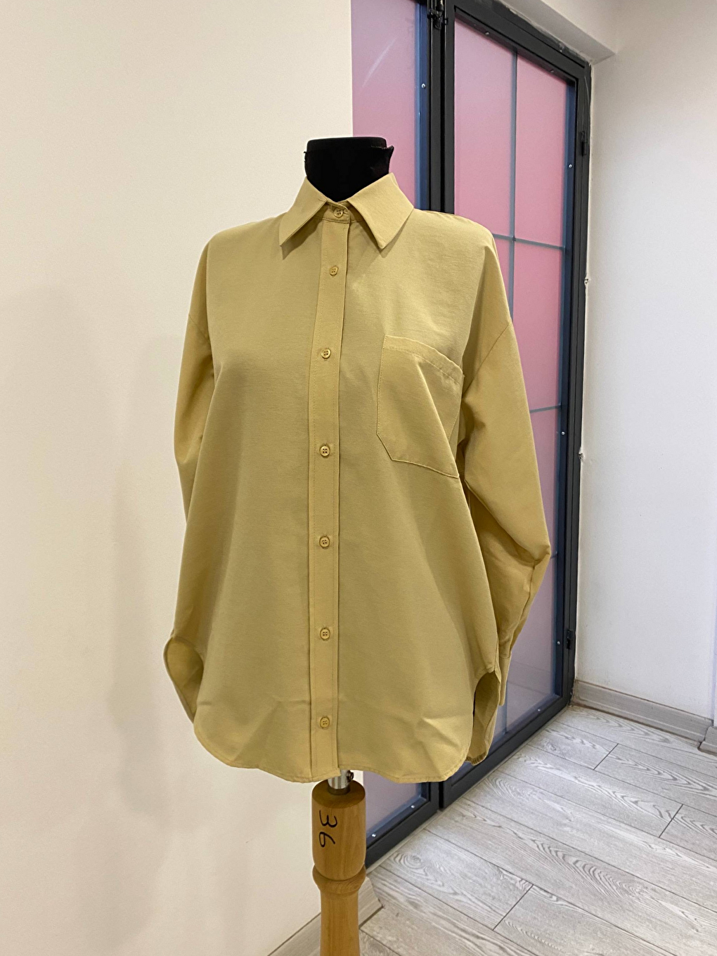 Bej Oversize Arkası Uzun Önü Kısa Poplin Gömlek-3