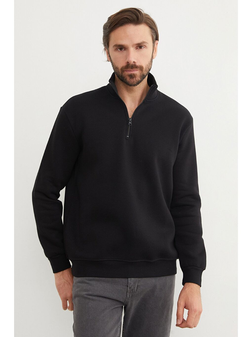 Siyah 3 İplik Yarım Fermuarlı Sweatshirt