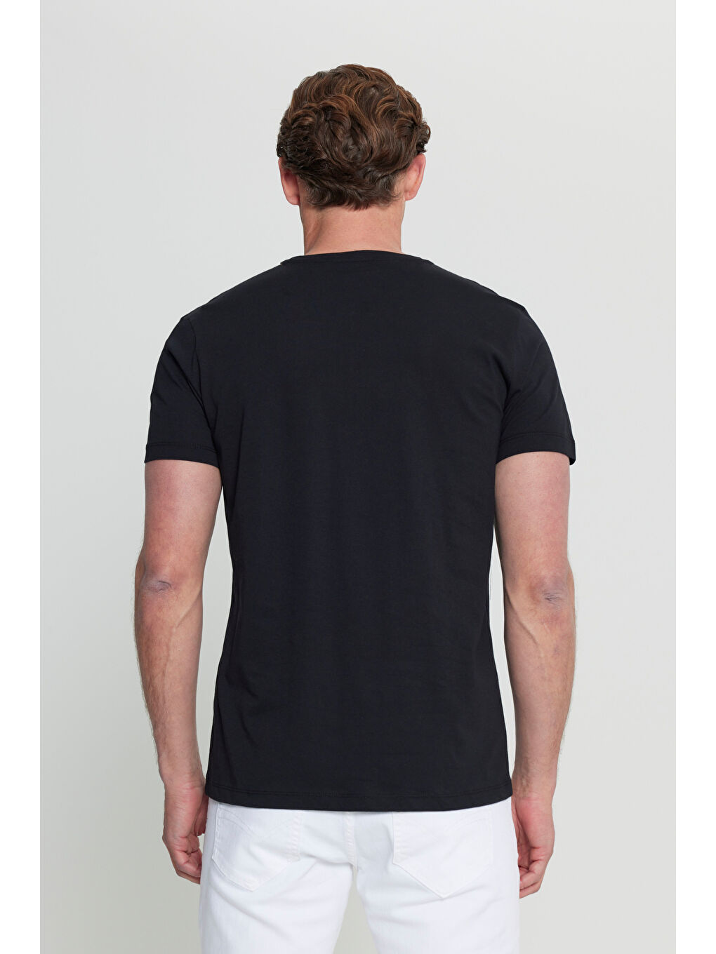 Erkek Siyah Pamuklu Slim Fit Dar Kesim Bisiklet Yaka Baskılı Esnek Tişört-4