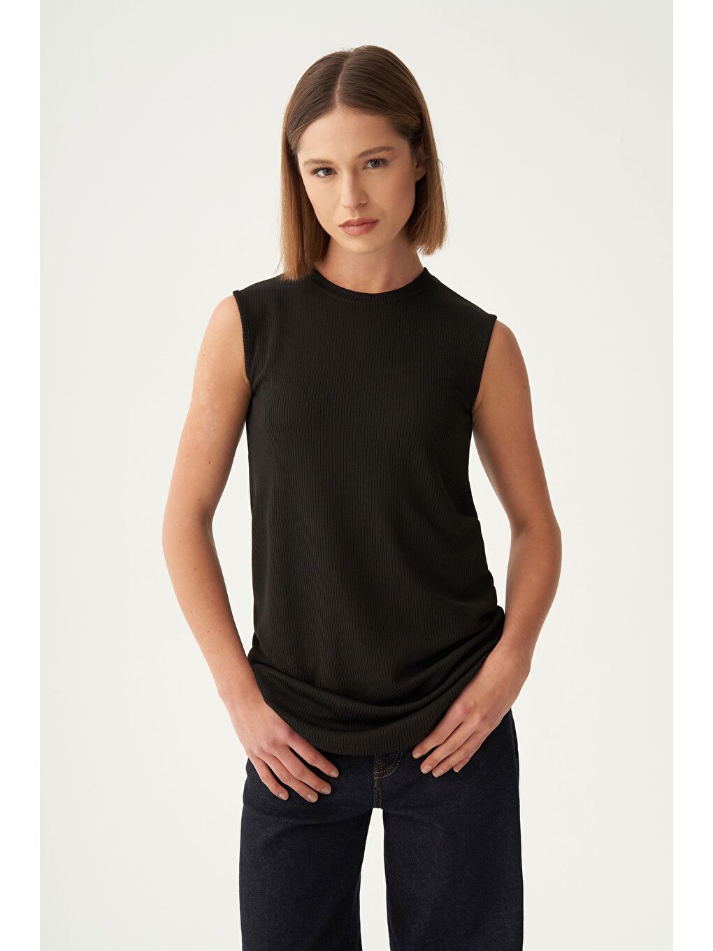 Siyah-Pamuklu Fitilli Kolsuz Elastanlı T-Shirt