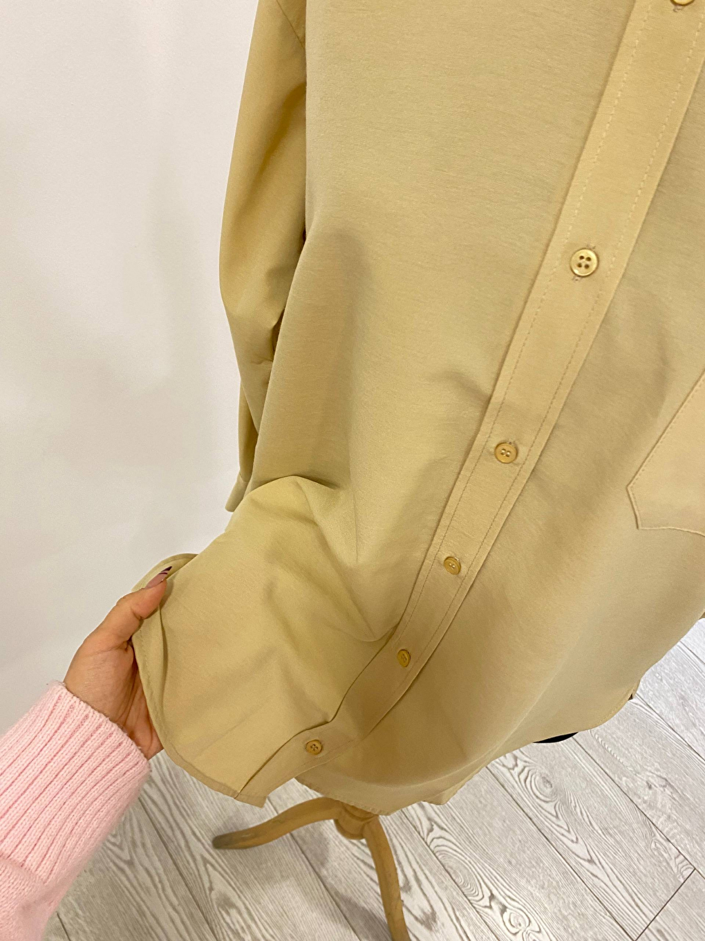 Bej Oversize Arkası Uzun Önü Kısa Poplin Gömlek-4