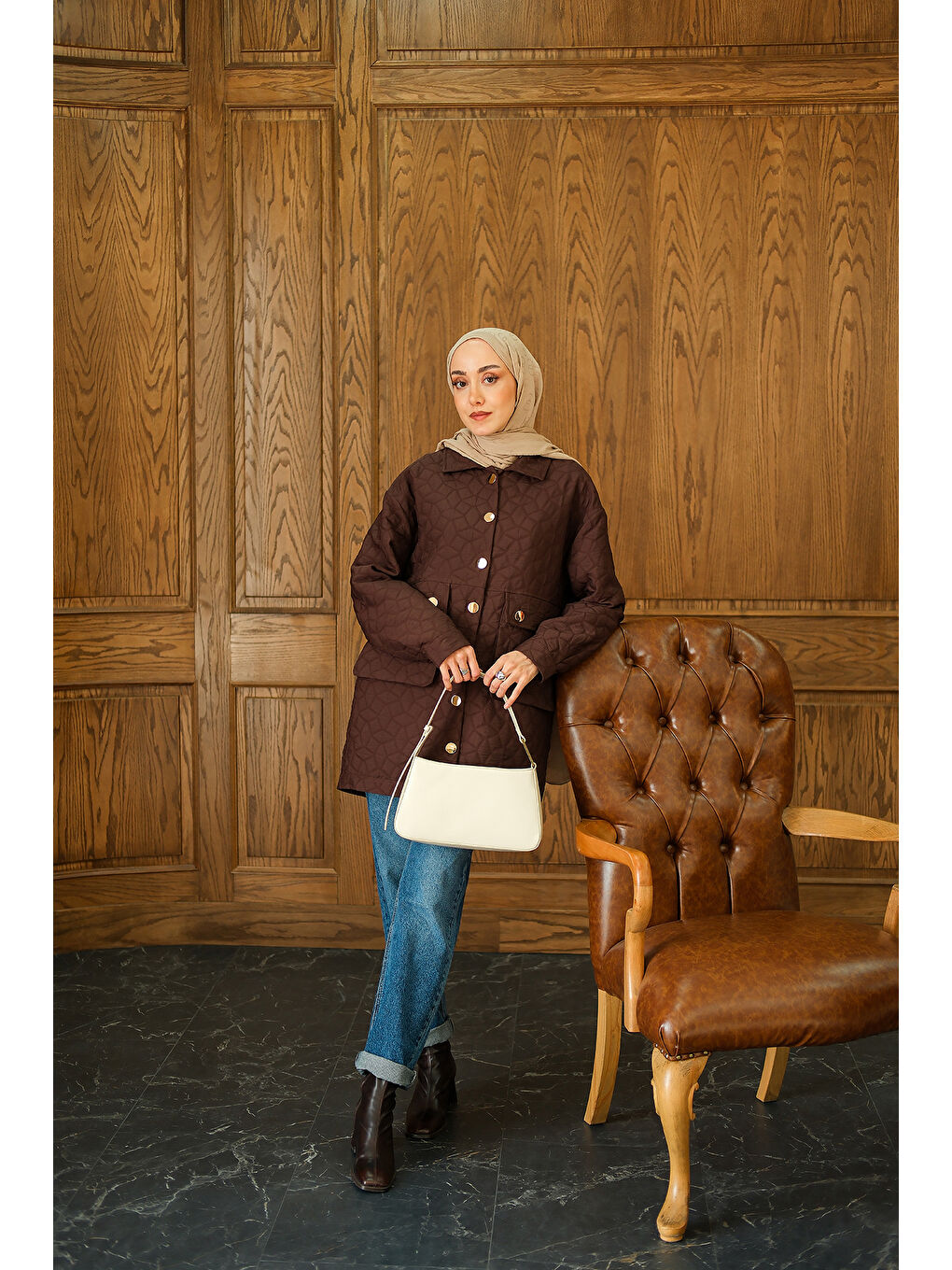 Kadın Kapitone Desen Gold Düğme Detay Ceket Kahverengi-2