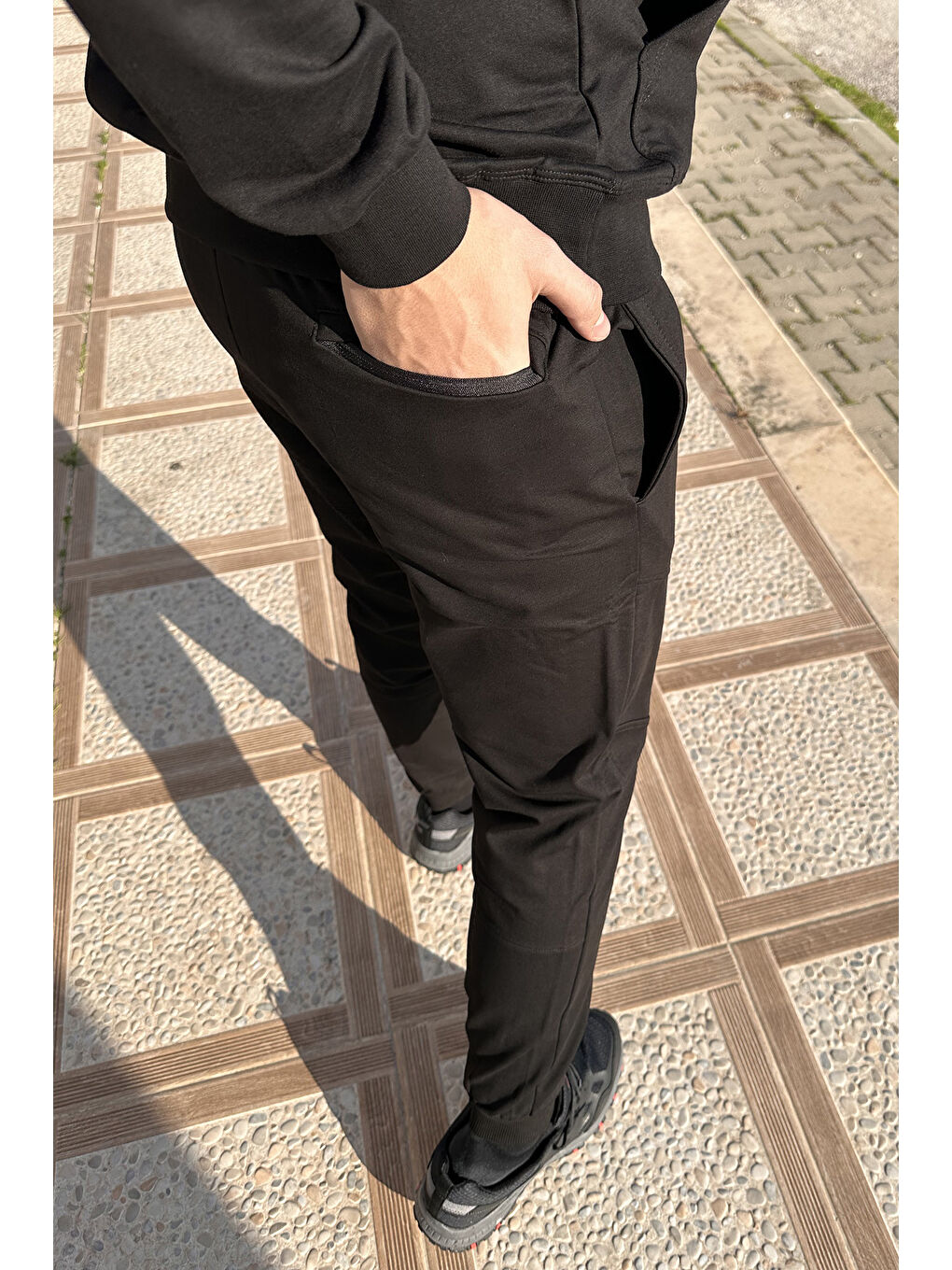 Paçası Beli Lastikli 3 Cepli Fermuar Detaylı Erkek Eşofman Altı 6630 Siyah-3