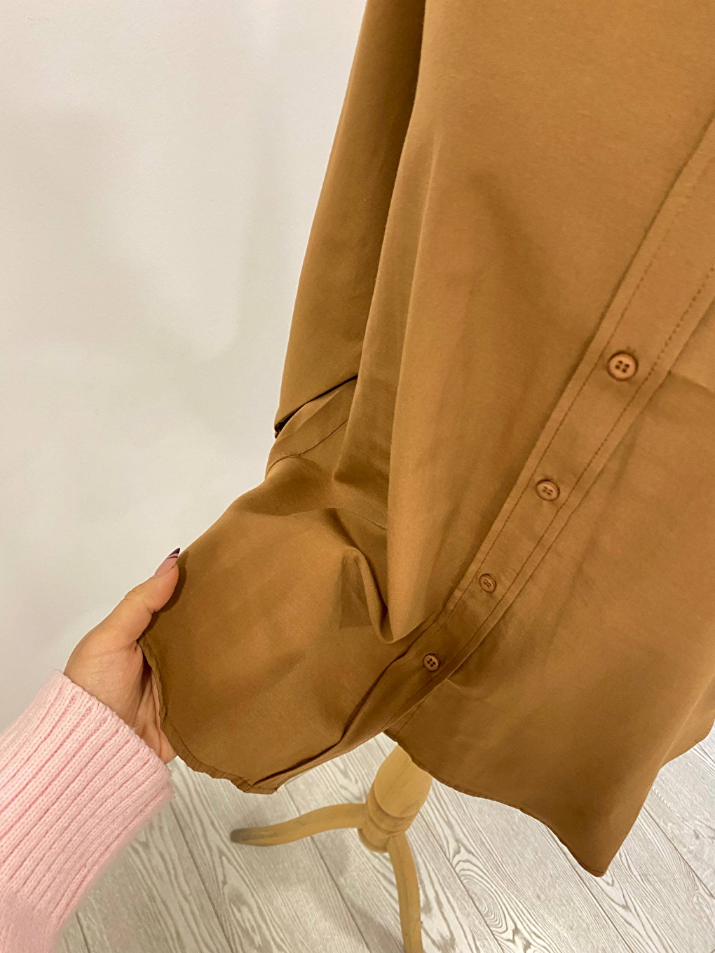 Kahverengi Oversize Arkası Uzun Önü Kısa Poplin Gömlek-3