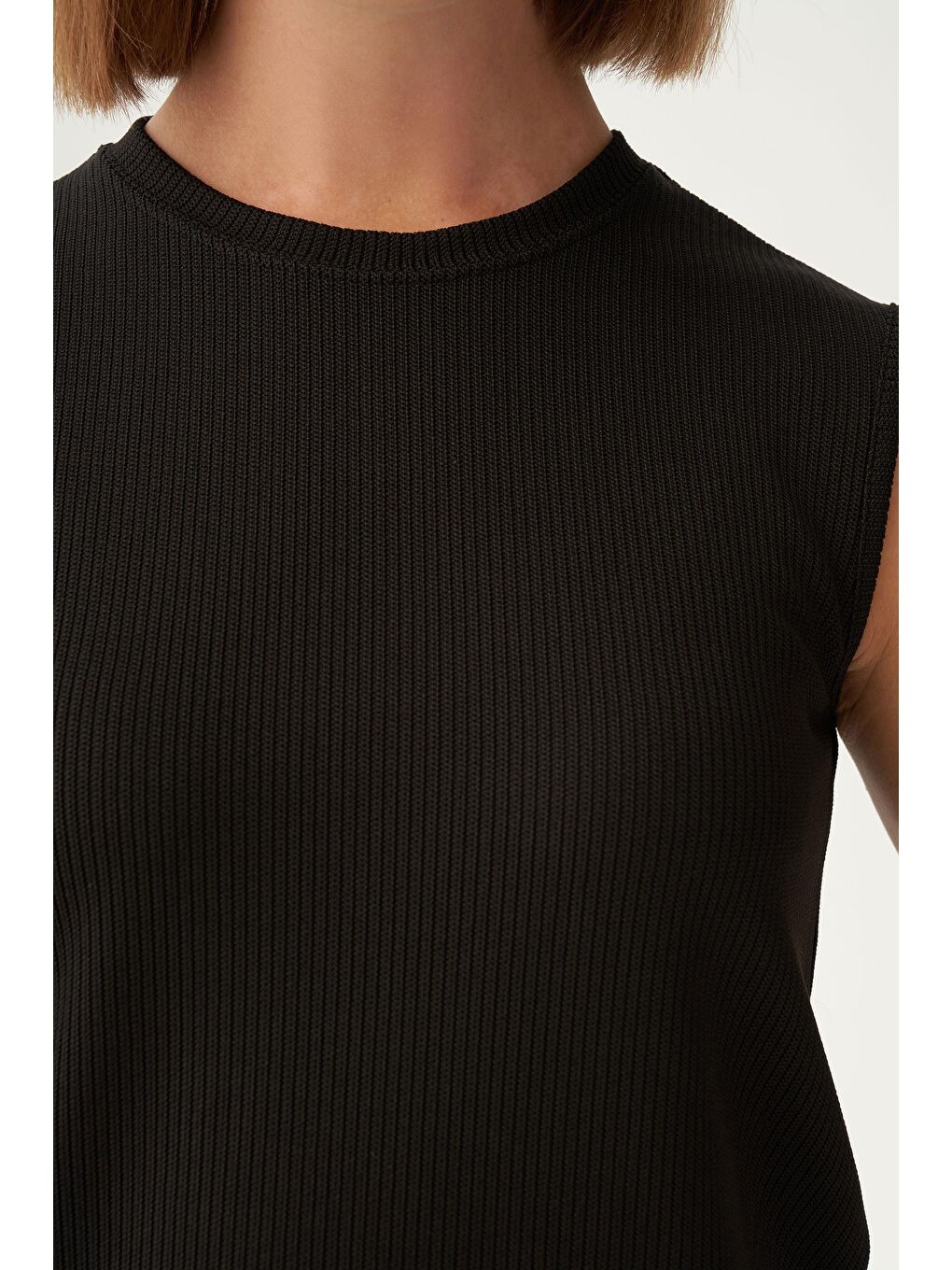 Siyah-Pamuklu Fitilli Kolsuz Elastanlı T-Shirt-4