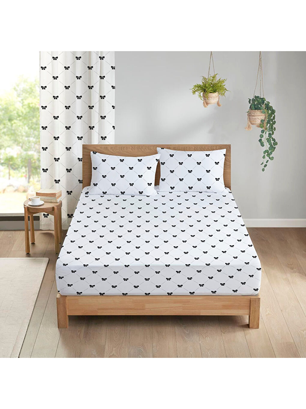 Karışık Fiyonk Desenli Baskılı Çift Kişilik 180x200 Cm Çarşaf Takımı