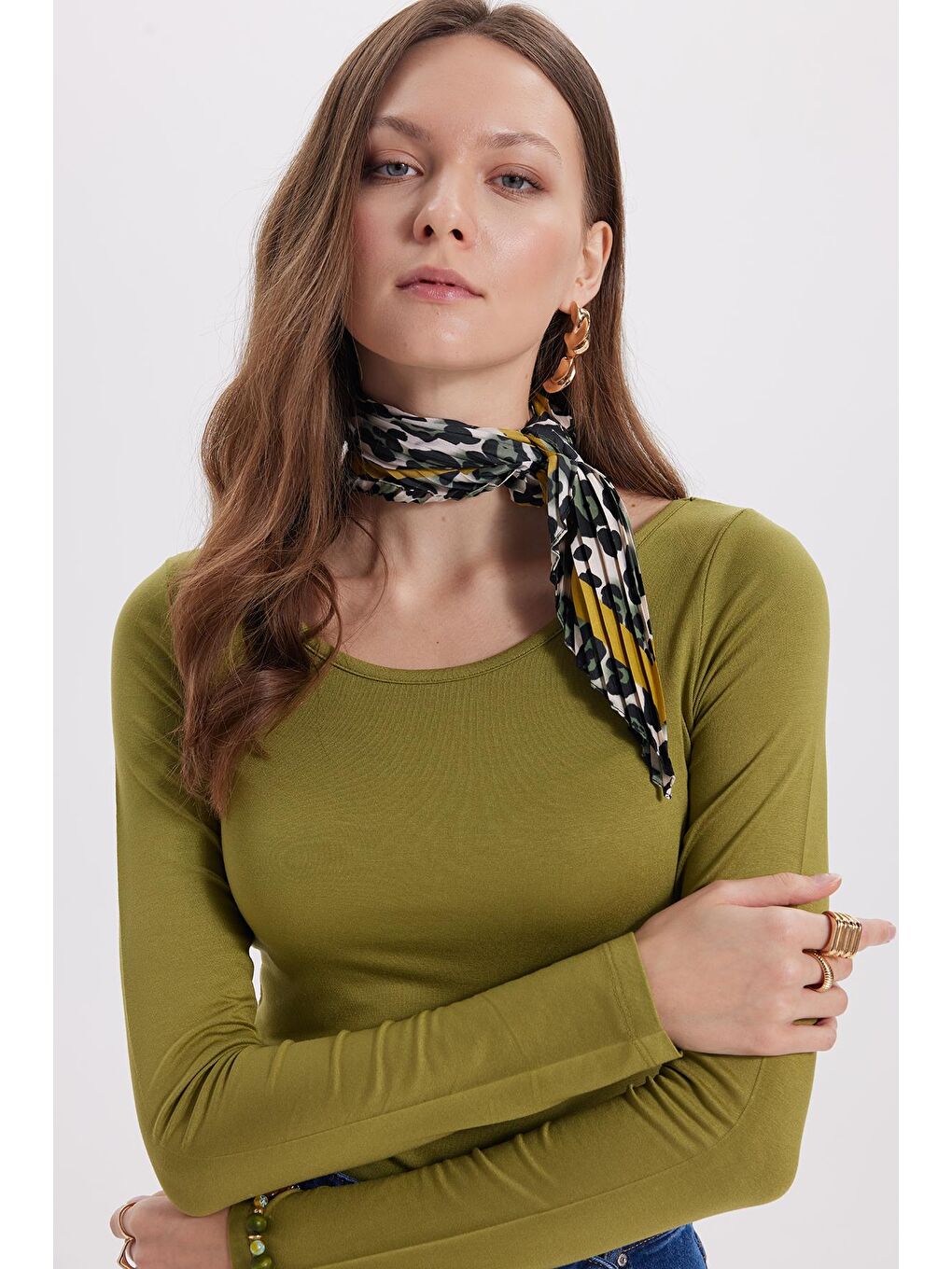 Kadın Slim Fit Dar Kesim Uzun Kollu Viskon Yeşil Bluz-1