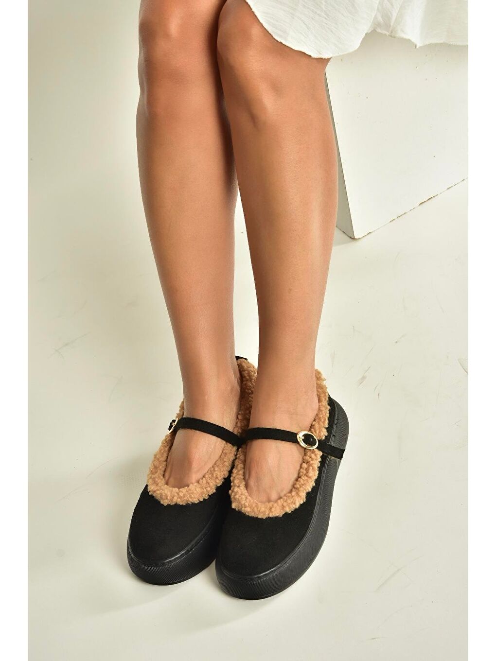 Siyah Kadın Kışlık Babet Ayakkabı V811269502-1