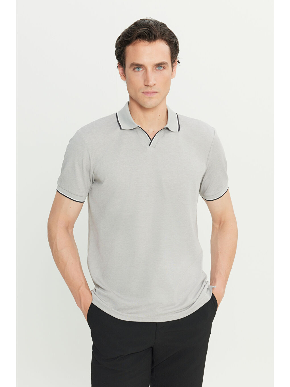 Erkek Gri Pamuklu Slim Fit Dar Kesim Polo Yaka Tişört-2