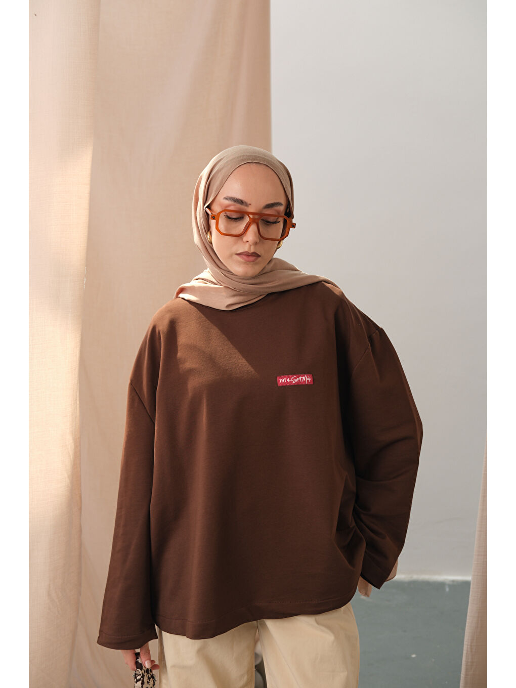 Kadın Arma Detay Tunik Kahverengi-2