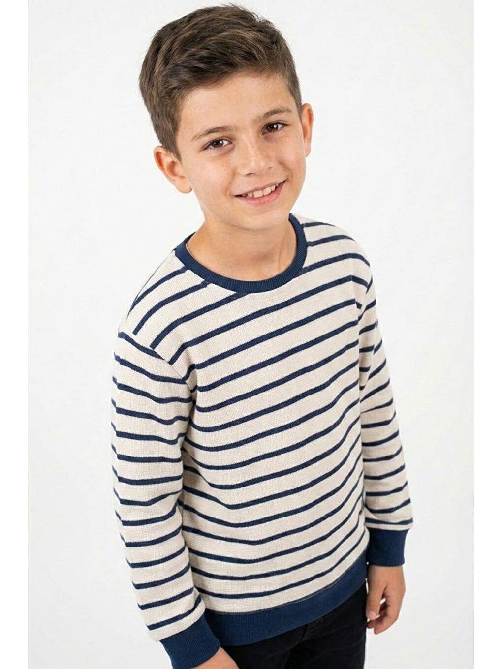 Erkek Çocuk Sweatshirt Arma Detaylı Beyaz (4-10 Yaş)-1