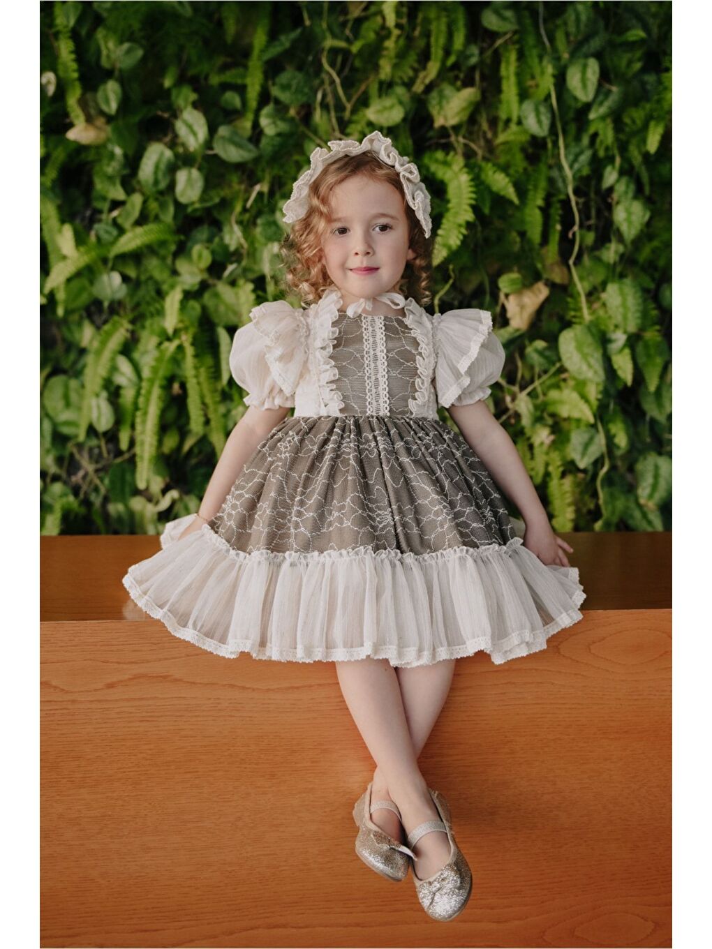 Kahverengi Özel Tasarım Kız Çocuk Vintage Elbise, Saç Aksesuarlı Kız Çocuk Abiye_M2314-1