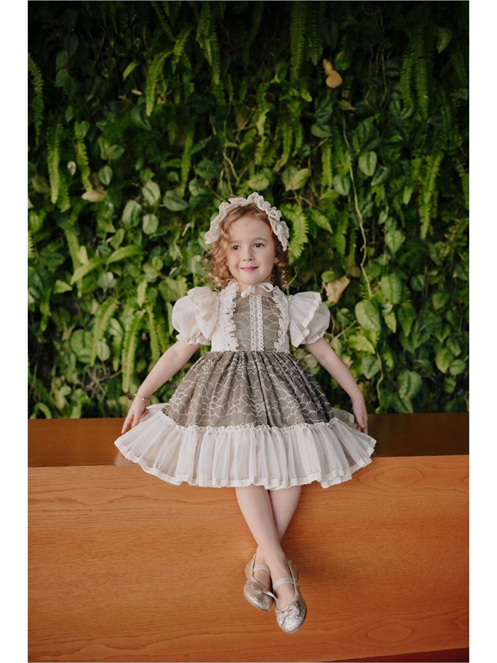 Kahverengi Özel Tasarım Kız Çocuk Vintage Elbise, Saç Aksesuarlı Kız Çocuk Abiye_M2314-3