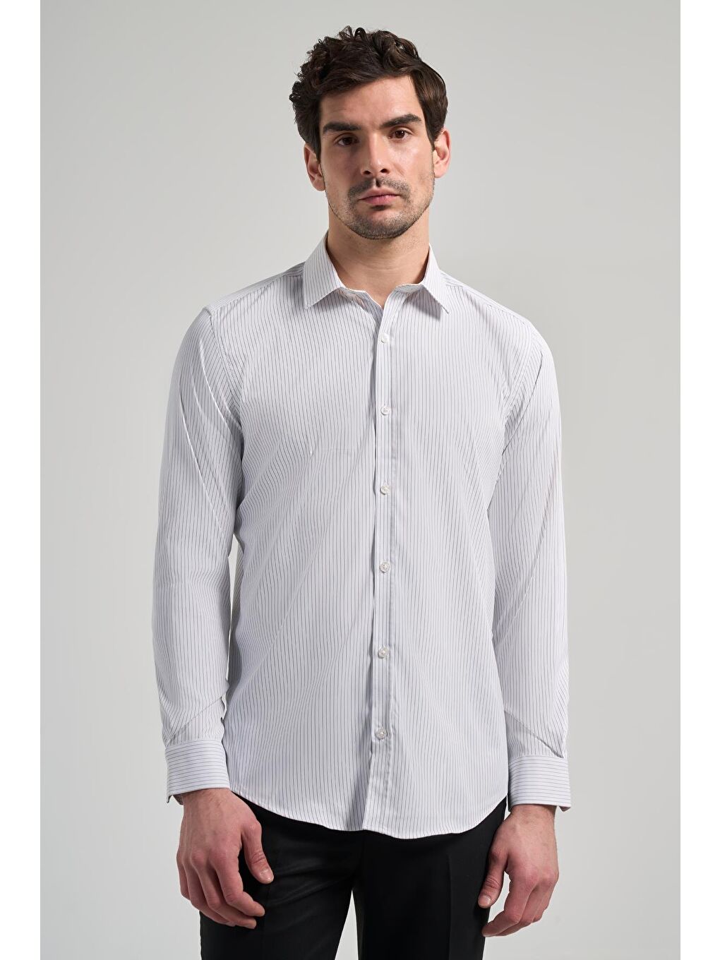 Beyaz Uzun Kol Desen Yarım İtalyan Yaka Cepsiz Esnek Classic Slim Fit Gömlek 1004245217