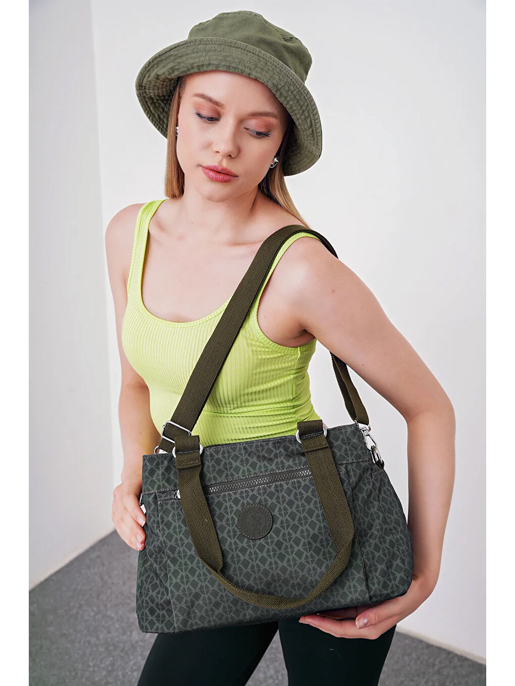 Yeşil Kadın Omuz Çantası BHPC6006-6