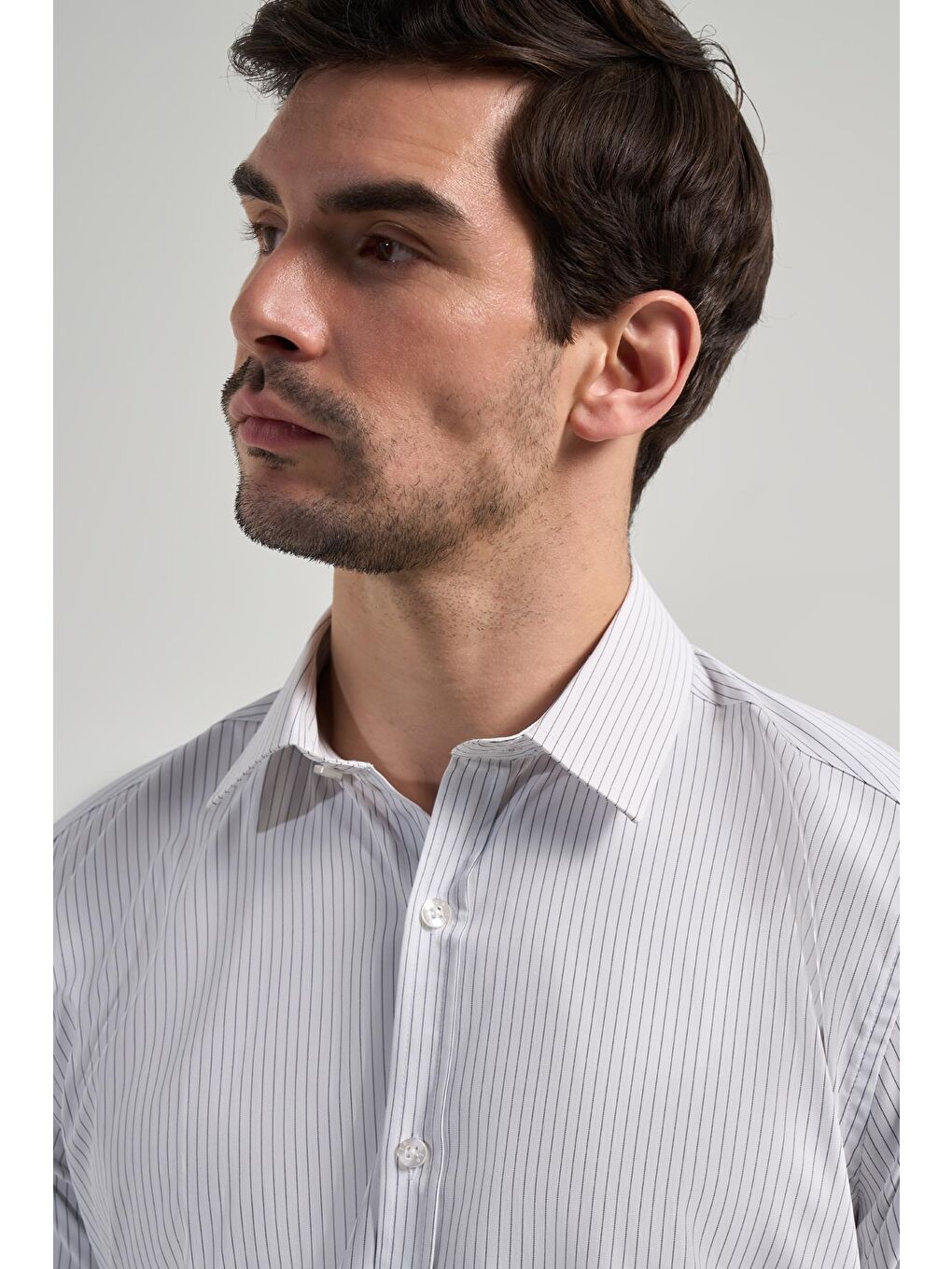 Beyaz Uzun Kol Desen Yarım İtalyan Yaka Cepsiz Esnek Classic Slim Fit Gömlek 1004245217-3